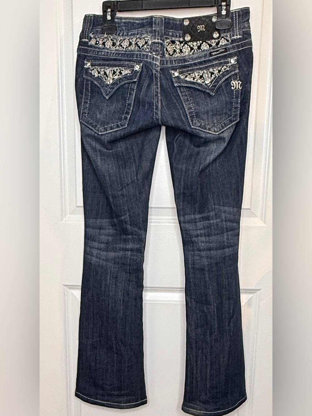 Miss Me Dark Wash Women's Blinged Bootcut Jeans Less Than Perfect | GUC